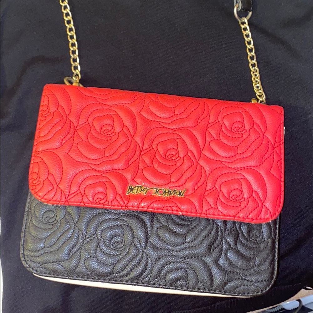 Besty Johnson Crossbody Purse 🖤